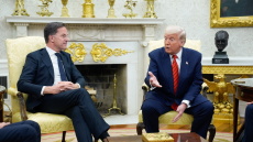 Ο Τραμπ δημοσίευσε συγχαρητήριο SMS του Ρούτε για την κατάπαυση πυρός Ιράν - Ισραήλ