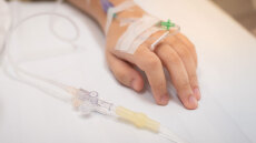 Ελεύθερες οι αιματολογικές εξετάσεις για τους ογκολογικούς ασθενείς – Τέλος στους «κόφτες» από το υπουργείο Υγείας