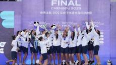 Κορίτσια για μετάλλιο στο Λος Άντζελες- Το πάντρεμα ταλέντου και εμπειρίας και ο ρόλος του «μπαμπά» Χάρη στην εθνική πόλο γυναικών