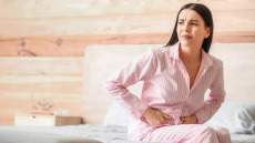 Καρκίνος Παχέος Εντέρου: Η ύποπτη τοξίνη πίσω από την αύξηση περιστατικών σε νέους κάτω των 50