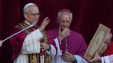 Ρόμπερτ Πρέβοστ: Ποιος είναι ο Λέων ΙΔ΄, o πρώτος Πάπας από τις ΗΠΑ - Θεωρείται συνεχιστής του Φραγκίσκου 
