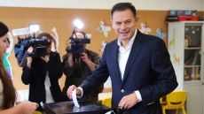 Eκλογές στην Πορτογαλία: Νίκη της δεξιάς, παραιτείται ο ηγέτης των Σοσιαλιστών 