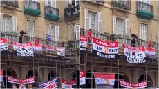 Βάσκος παππούς... πήρε τη μαγκούρα για τους οπαδούς της Μάντσεστερ Γιουνάιτεντ - Βίντεο
