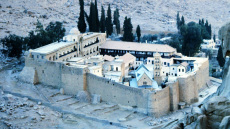 Σινά: Η μακραίωνη ιστορία της Μονής, τα προνόμιά της και το έγγραφο του Μωάμεθ που σεβάστηκαν όλοι οι μουσουλμάνοι ηγεμόνες