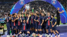 Champions League: Η απονομή της κούπας στην Παρί Σεν Ζερμέν - Δείτε βίντεο
