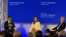 Ετοιμη για τη «μάχη» της θερινής σεζόν του 2025 η Σαντορίνη