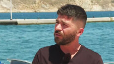 «Μακάρι σε κάποιους ανθρώπους να είναι στρωμένα όλα»: Ο Άρης Τσάπης απαντά στο ερώτημα «πώς γίνεται να δουλεύεις σερβιτόρος, ενώ έπαιζες σε σειρά»