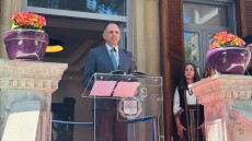 Ο ΥΠΕΞ εγκαινίασε το ανακαινισμένο κτίριο «Σεφέρη» του γενικού προξενείου στην Κορυτσά