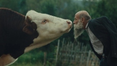 Στο ντοκιμαντέρ «Better Go Mad in the Wild» απονεμήθηκε το κορυφαίο βραβείο του Φεστιβάλ του Κάρλοβι Βάρι