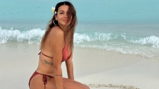 Η Ελένη Χατζίδου είναι «μαγεμένη» με τις Μαλδίβες: Τα έχεις όλα, γράφει