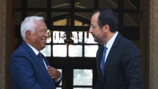 Ανοιχτό το πρόγραμμα SAFE σε τρίτα κράτη που δεν απειλούν χώρες μέλη της ΕΕ, είπε ο Αντόνιο Κόστα από την Κύπρο