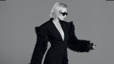 Η Paris Hilton συναντά τον Karl Lagerfeld