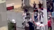 Βίντεο από τη στιγμή της επίθεσης ανηλίκων σε 14χρονο έξω από σχολείο στον Ασπρόπυργο 