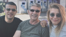 Σωκράτης Μάλαμας: Η φωτογραφία με τον γιο του Γιάννη, την Ιουλία Καραπατάκη και το ευχαριστώ