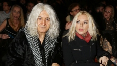 Αννίτα Πάνια για Νίκο Καρβέλα: Είναι εξωγήινος, ό,τι γράφει έχει επιτυχία