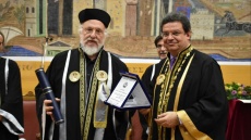 Όταν το ΑΠΘ τιμούσε τον Διονύση Σαββόπουλο: «Κάθε φορά που μου λένε καλά και θερμά λόγια κοντεύω να βάλω τα κλάματα» 