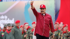 Βενεζουέλα:  Ο Μαδούρο καταγγέλλει ότι οι ΗΠΑ μηχανεύονται πόλεμο και προειδοποιεί για τις συνέπειες