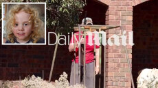 Η τρανς γιαγιά αγνοούμενου τετράχρονου στην Αυστραλία απείλησε με κυνηγετικό όπλο δημοσιογράφο της Daily Mail - Δείτε βίντεο