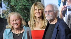 Μπρους Ντερν για Ντάιαν Λαντ: Υπήρξε υπέροχη μητέρα για την απίθανη, χαρισματική κόρη μας
