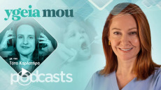 Δάχτυλο ή πιπίλα: Τι είναι χειρότερο για τα παιδικά δόντια; Η ειδικός απαντά
