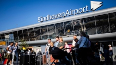 Drones πάνω από το αεροδρόμιο του Αϊντχόφεν σταμάτησαν την κυκλοφορία των αεροσκαφών