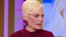 Έλενα Χριστοπούλου: Όταν μια γυναίκα είναι άτεκνη είναι στο περιθώριο και όταν κάποια μένει έγκυος της συγχωρούνται όλα

