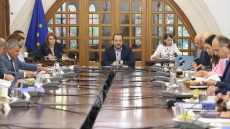 Η «ακτινογραφία» του ανασχηματισμού στην Κύπρο: Το κεντροδεξιό αποτύπωμα, ο κρίσιμος ρόλος του νέου υπουργού Ενέργειας, ποια χαρτοφυλάκια άλλαξαν χέρια