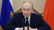 Bloomberg: Ο γαμπρός του Τραμπ και o Στιβ Γουίτκοφ σχεδιάζουν να συναντηθούν με τον Πούτιν στη Μόσχα