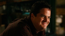 Ο «Joe» του Grey’s Anatomy αποκάλυψε ότι έχει διαγνωστεί με σπάνια νευρομυϊκή διαταραχή