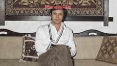 Χρήστος Πολίτης: Η αδημοσίευτη φωτογραφία από το 1978 στο σαλόνι του σπιτιού του
