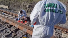 Σπασμένες ράγες στο μικροσκόπιο μετά τη φονική σύγκρουση τρένων στην Ισπανία: Στους 40 οι νεκροί, δείτε βίντεο