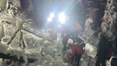 Επιχείρηση για δέκα αγνοούμενους σκιέρ μετά από χιονοστιβάδα στην Καλιφόρνια 