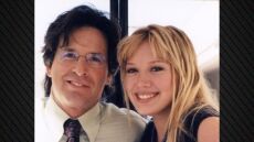 Ρόμπερτ Καραντάιν: Η Χίλαρι Νταφ αποχαιρετά τον τηλεοπτικό της πατέρα