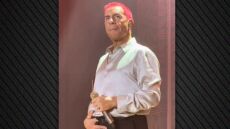 Ο Γιώργος Μαζωνάκης βγήκε με κόκκινα μαλλιά και τραγούδησε στα μπουζούκια, δείτε βίντεο