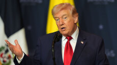 Τραμπ: Ο Πούτιν ίσως βοηθάει το Ιράν στον πόλεμο με τις ΗΠΑ και το Ισραήλ