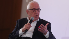 Να μην κλείσει το ελληνικό πρόγραμμα της Deutsche Welle ζητά με παρέμβασή του ο Νικήτας Κακλαμάνης
