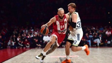 Euroleague: Με σόου Φουρνιέ ο Ολυμπιακός διέλυσε τη Φενέρ και βλέπει κορυφή, νίκες και για Χαποέλ και Παρτίζαν, δείτε βίντεο