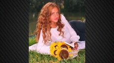 Η «έφηβη» Κιάρα Φεράνι: Δείχνει πώς ήταν στα 14 της