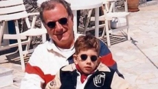 Η Μαρία Παναγοπούλου ευχήθηκε «Ανάσταση με υγεία και φως» με μία φωτογραφία του Κώστα Χαρδαβέλλα και του γιου τους