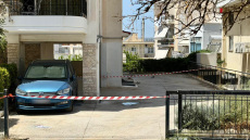 Ηλιόπουλη: Δύο 17χρονες έπεσαν μαζί από τον έκτο όροφο πολυκατοικίας, νεκρή η μία, μάχη για τη ζωή της δίνει η δεύτερη
