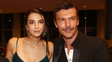 Αναστασία Παντούση για Ιωάννη Παπαζήση: Ήταν έρωτας με την πρώτη ματιά