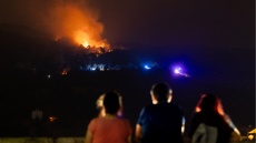 Πύρινος εφιάλτης σε Γαλλία και Ισπανία: Πάνω από 250.000 εκκενώσεις, ένας νεκρός και τρία μέτωπα απειλούν τη Μαδρίτη, δείτε βίντεο