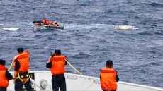 Θρίλερ στη Νότια Σινική Θάλασσα: 17 αγνοούμενοι μετά το ναυάγιο βιετναμέζικου φορτηγού πλοίου 