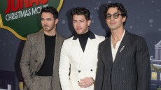 NFL: Οι Jonas Brothers στο σόου του ημιχρόνου για τον ιστορικό πρώτο αγώνα στην Αυστραλία

