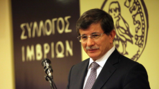 Σκληρή κριτική Νταβούτογλου κατά Ερντογάν για το εκλογικό αποτέλεσμα στην Κωνσταντινούπολη