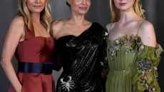 Maleficent: Μαγνήτισαν τα βλέμματα Τζολί και Φάιφερ στην πρεμιέρα της ταινίας 