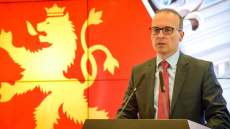 Πρώην υπουργός του Γκρούεφσκι: Υπάρχει τρόπος να επανέλθει η ονομασία «Μακεδονία»