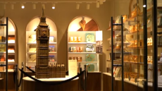 Σοκολατένιος Big Ben ύψους ενός μέτρου