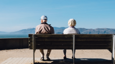 «Old Lives Matter»: Το νέο κίνημα που μάχεται κατά των προκαταλήψεων για τους ηλικιωμένους!