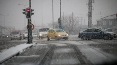 Καιρός - Κακοκαιρία Μήδεια: Χιόνια από το Σαββατοκύριακο και μέσα στην Αθήνα, βρέχει ήδη στα δυτικά - Νέοι χάρτες, βίντεο